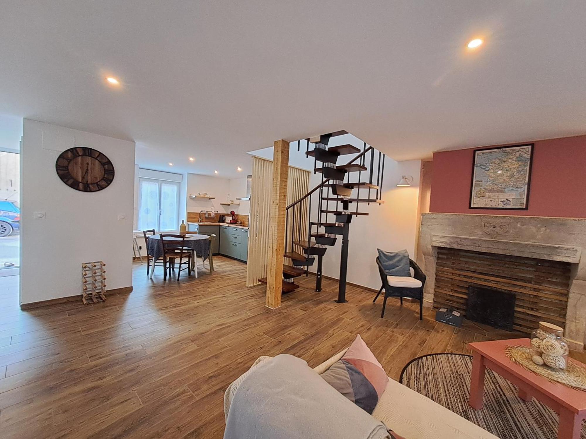 A La Maison De Jaulny Ngoại thất bức ảnh